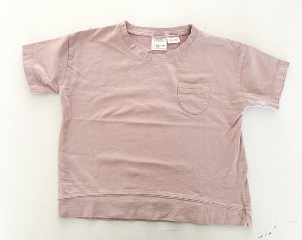Zara solid pink SL t-shirt w/front pocket  (size 2/3)