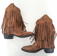 Old westTan cowboy boots w/fringe(size 3.5)