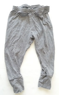 Quinn and Dot black and oatmeal stripe leggings size 12-18 months
